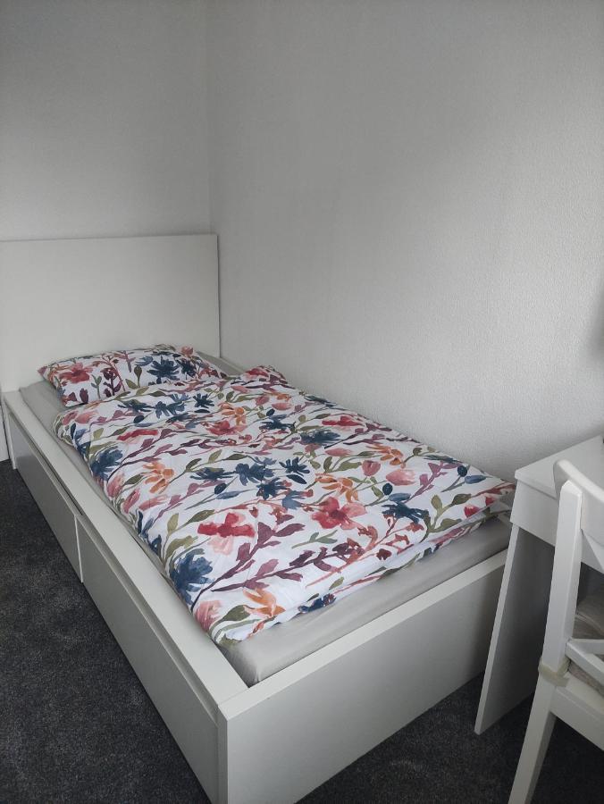 Perfect Place In Walsall/ 4 Bedroom / Long Term Workers Or Family Home Luaran gambar
