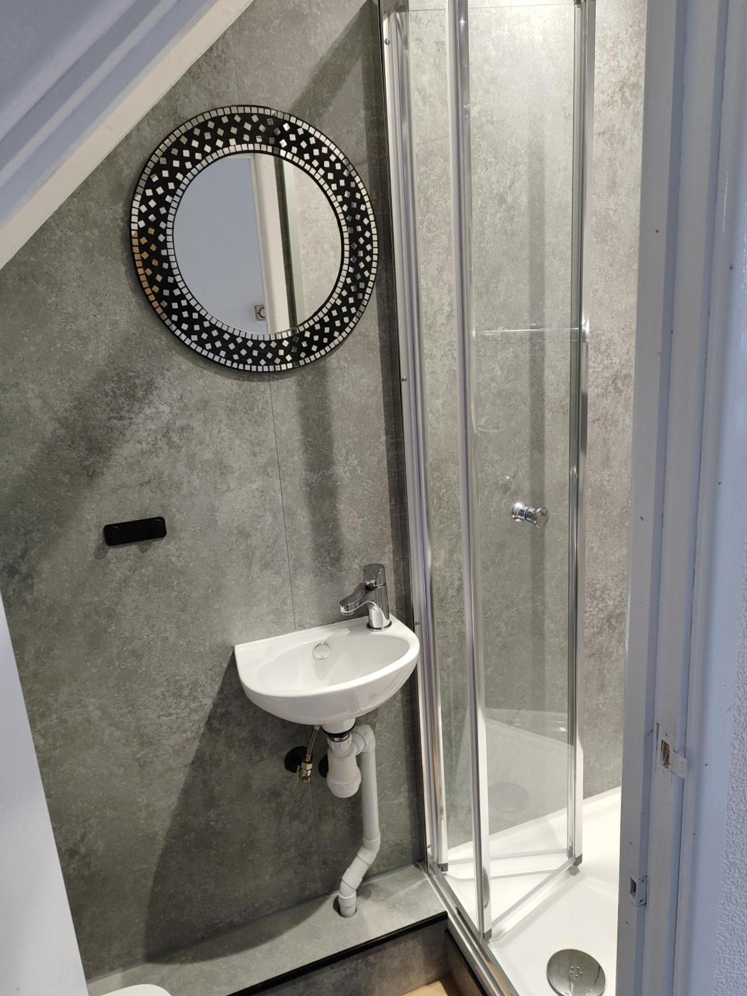 Perfect Place In Walsall/ 4 Bedroom / Long Term Workers Or Family Home Luaran gambar