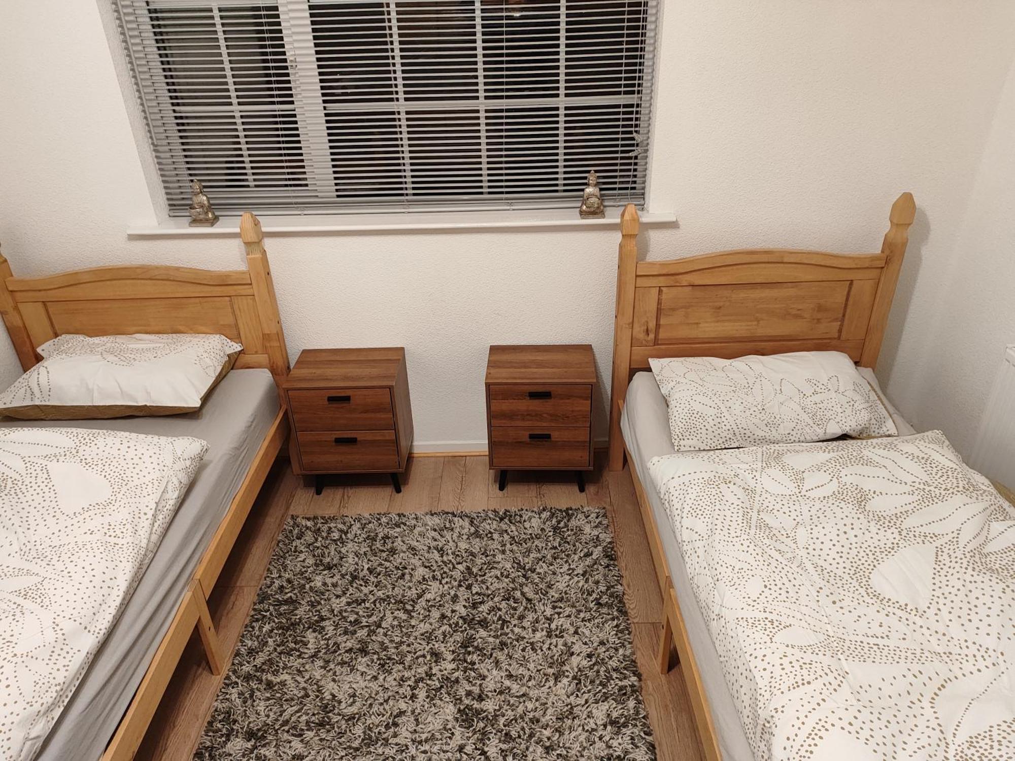 Perfect Place In Walsall/ 4 Bedroom / Long Term Workers Or Family Home Luaran gambar