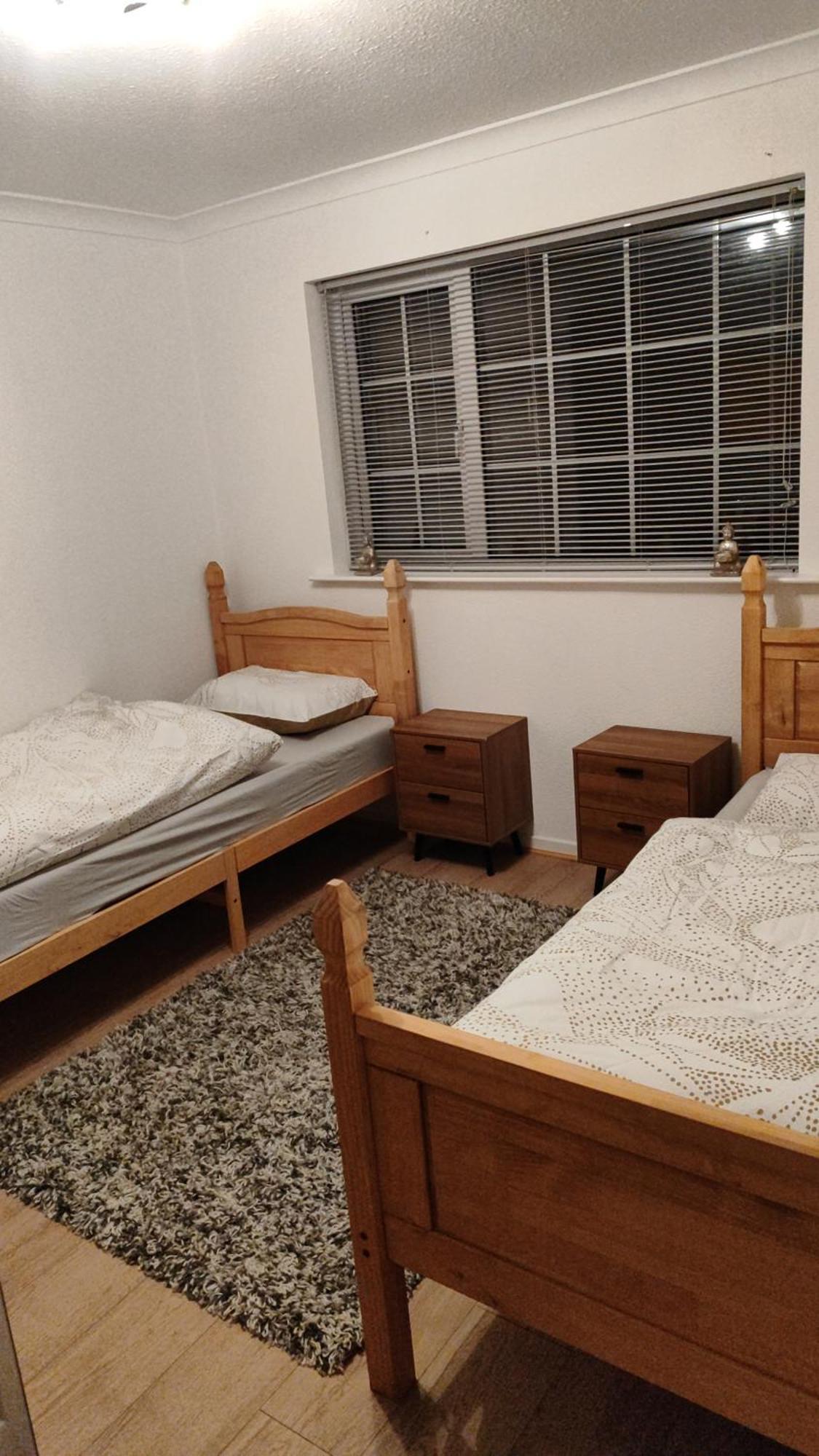 Perfect Place In Walsall/ 4 Bedroom / Long Term Workers Or Family Home Luaran gambar
